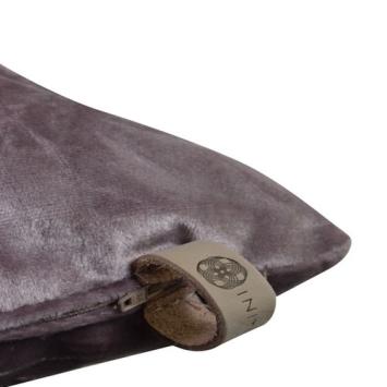 Cushion Sylvana Grape Purple
