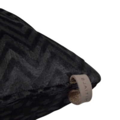 Cushion Identify Smoke Grey